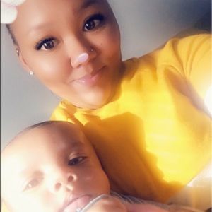 Meet your Posher, Desiree